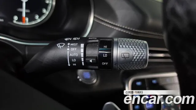 Genesis GV80 — Фото автомобиля 25