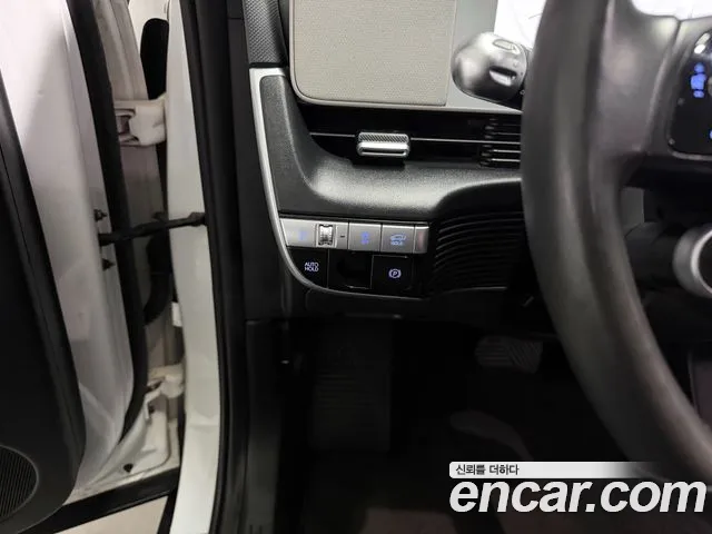 Hyundai Ioniq 5 — Фото автомобиля 11