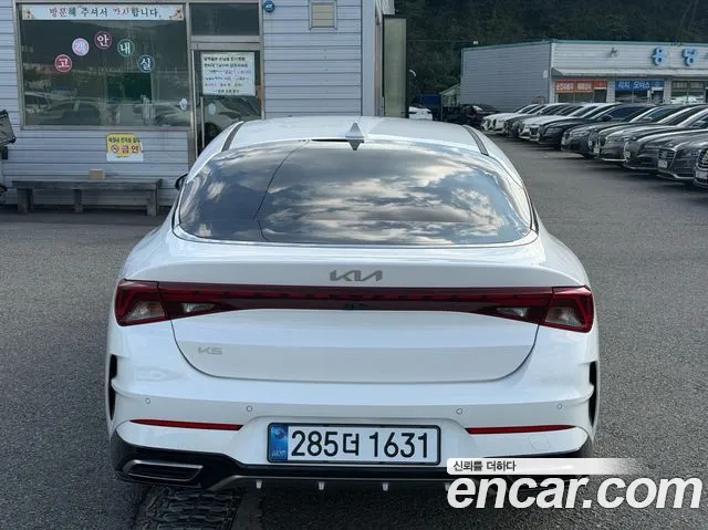 Kia K5 Generation 3 — Фото автомобиля 3