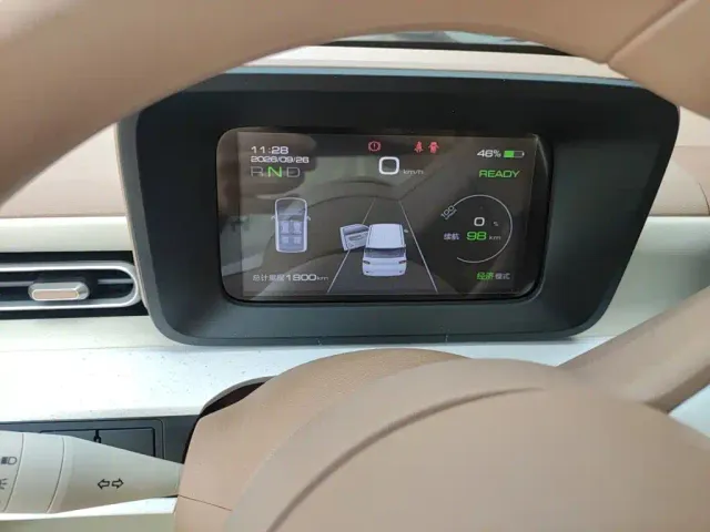 Wuling Hongguang Mini EV — Фото автомобиля 7