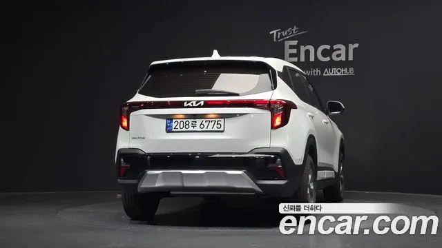 Kia Seltos Новый Seltos Бензин 2.0 2WD — Фото автомобиля 4