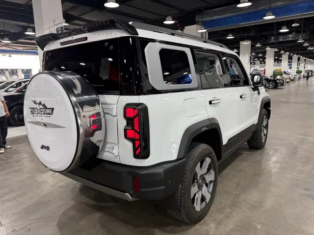 BAIC BJ40 — Фото автомобиля 9