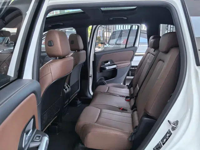 Mercedes-Benz GLB-Class — Фото автомобиля 10