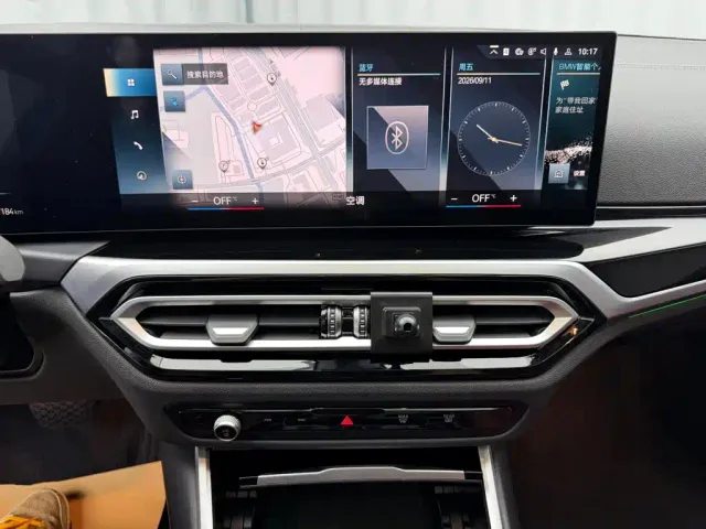 BMW i3 — Фото автомобиля 13