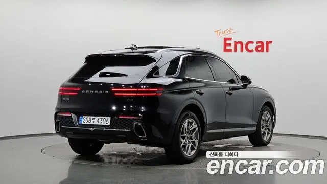 Genesis GV70 2.5T Бензин AWD — Фото автомобиля 2