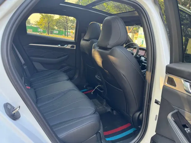 Geely Xingrui — Фото автомобиля 6
