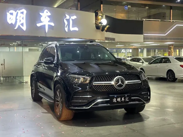 Mercedes-Benz GLE-Class — Фото автомобиля 3