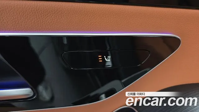 Mercedes-Benz S-Class — Фото автомобиля 27