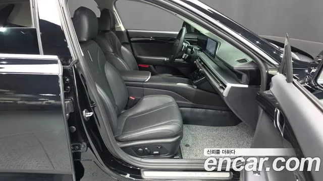 Hyundai Grandeur GN7 — Фото автомобиля 16