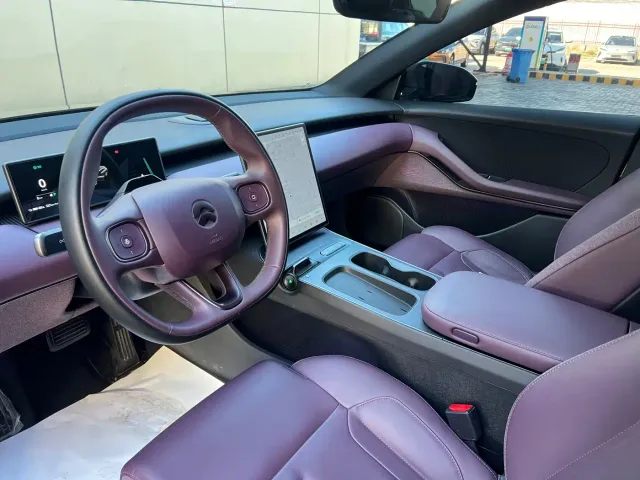 Nio ET5 Touring — Фото автомобиля 16