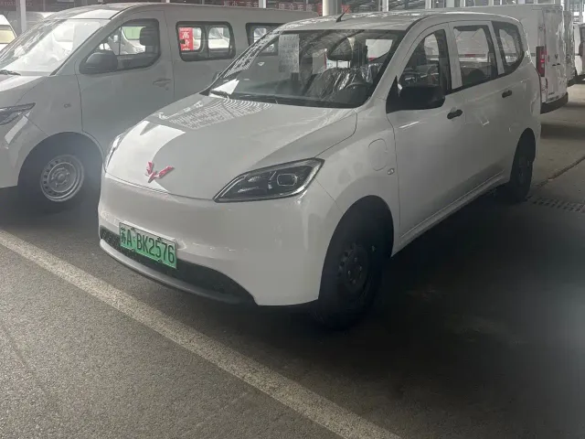 Фотография автомобиля — Wuling Hongguang