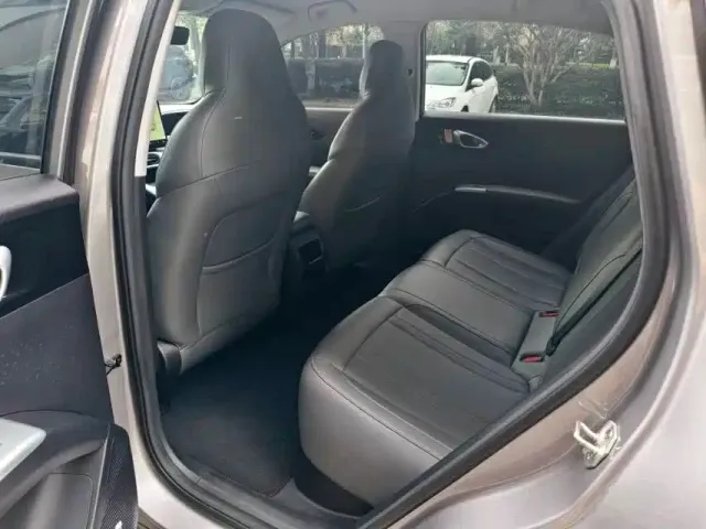 Geely Starry Wish — Фото автомобиля 6