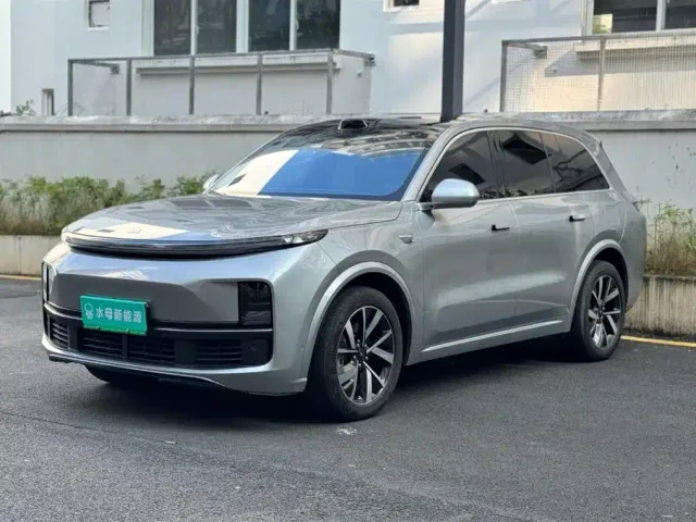 Фотография автомобиля — Li Auto L8