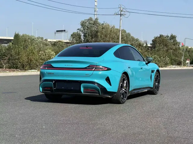 Xiaomi SU7 — Фото автомобиля 19