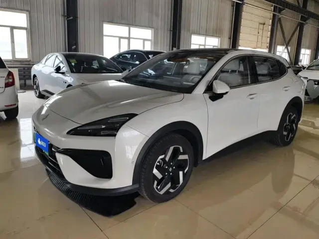 Фотография автомобиля — Baojun Yunhai