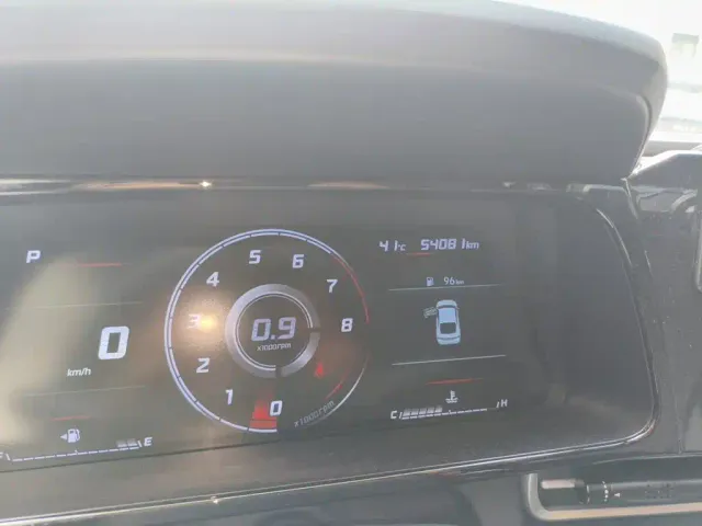 Hyundai Elantra — Фото автомобиля 8