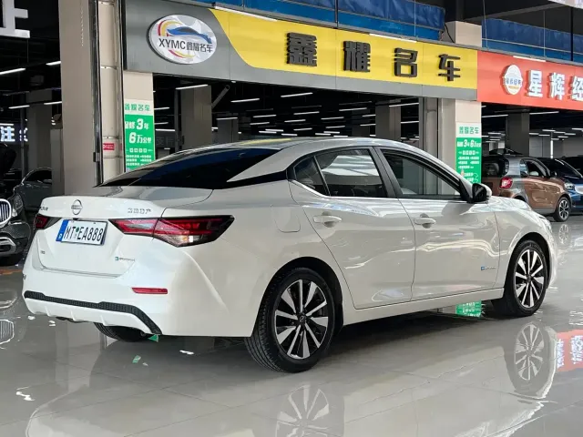Nissan Sylphy — Фото автомобиля 9