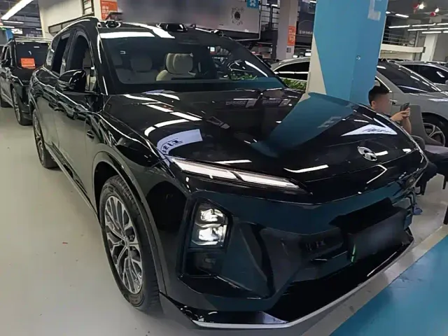 Nio ES6 — Фото автомобиля 3