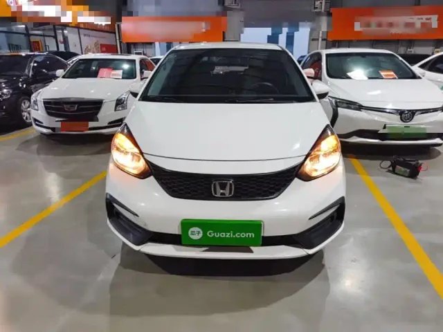Honda Fit — Фото автомобиля 2
