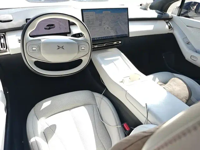 Xpeng P7+ — Фото автомобиля 12