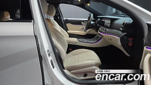 Mercedes-Benz E-Class W213 — Фото автомобиля 16