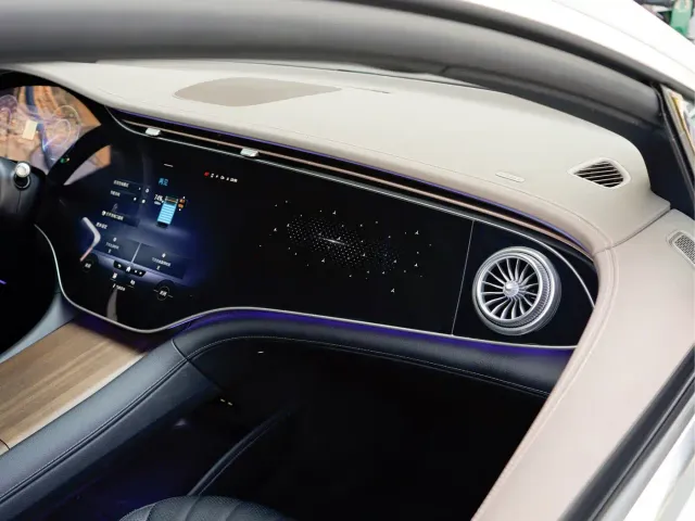 Mercedes-Benz EQS — Фото автомобиля 19