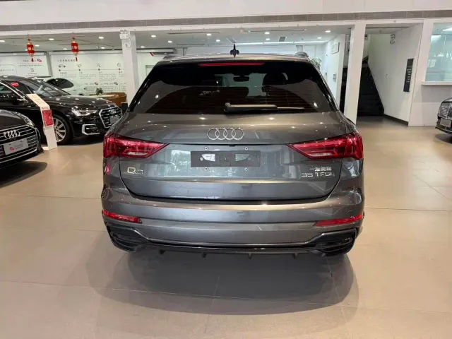 Audi Q3 — Фото автомобиля 5