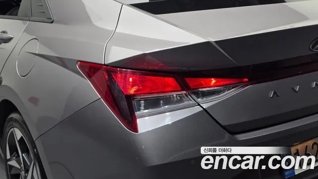 Hyundai Avante — Фото автомобиля 8