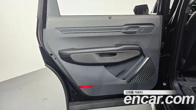 Kia EV9 — Фото автомобиля 13