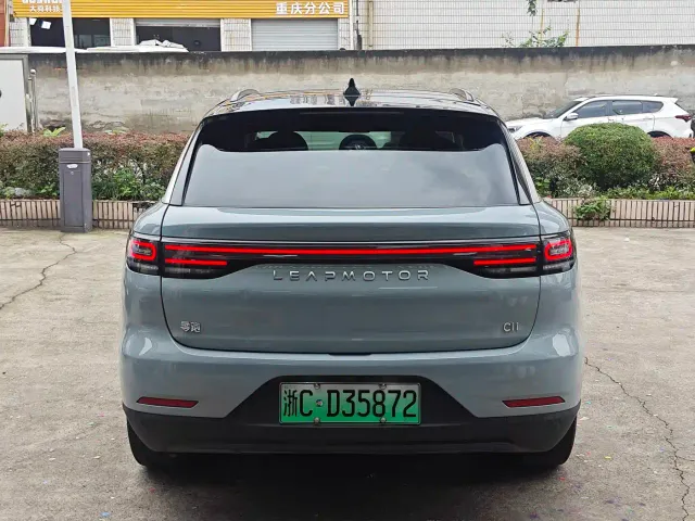 Leapmotor C11 — Фото автомобиля 3