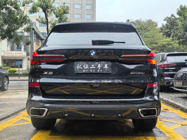BMW X5 — Фото автомобиля 5