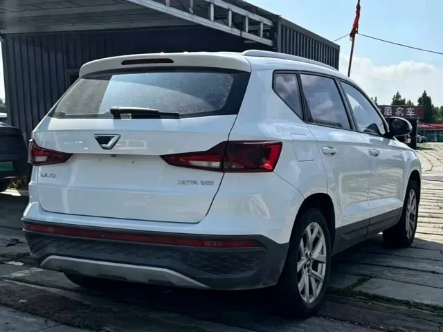 Jetta VS5 — Фото автомобиля 4