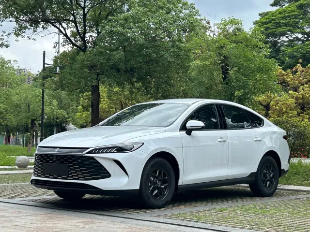 Фотография автомобиля — BYD Qin PLUS