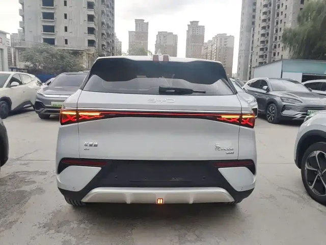 BYD Yuan PLUS — Фото автомобиля 5