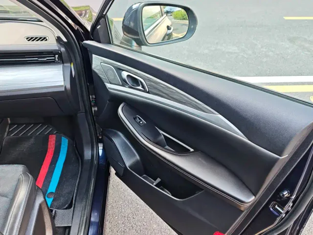 Skyworth Auto Skyworth EV6 — Фото автомобиля 14