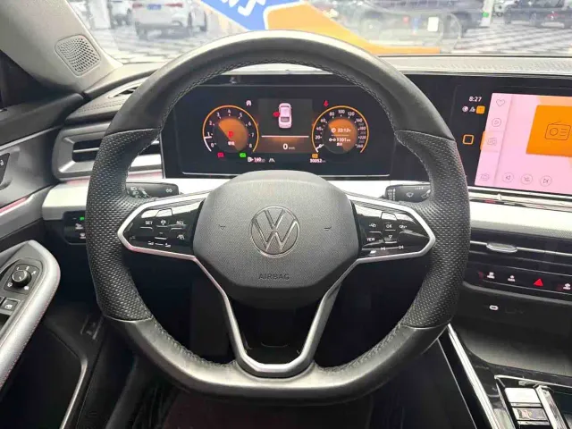 Volkswagen Lamando — Фото автомобиля 10