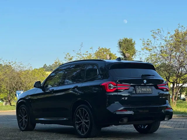 BMW X3 — Фото автомобиля 4