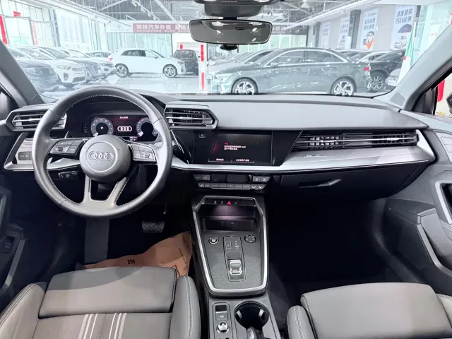 Audi A3 — Фото автомобиля 5