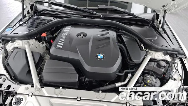 BMW 4-Series 4 серия (G22) 420i M Sport Gran Coupe — Фото автомобиля 4