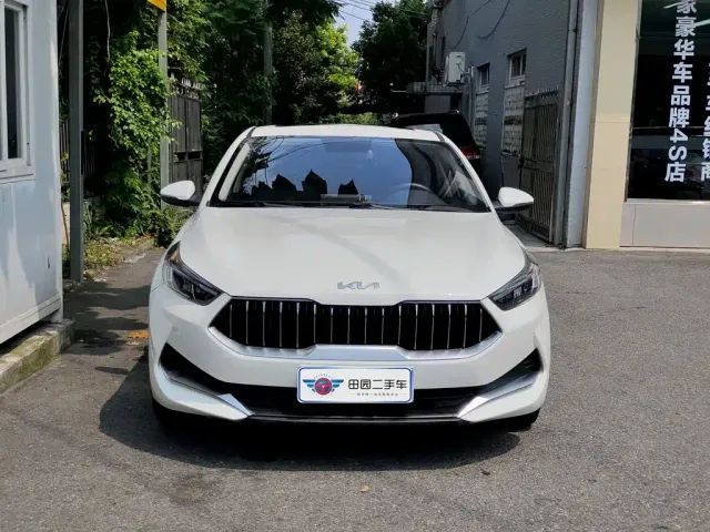 Kia K3 — Фото автомобиля 2