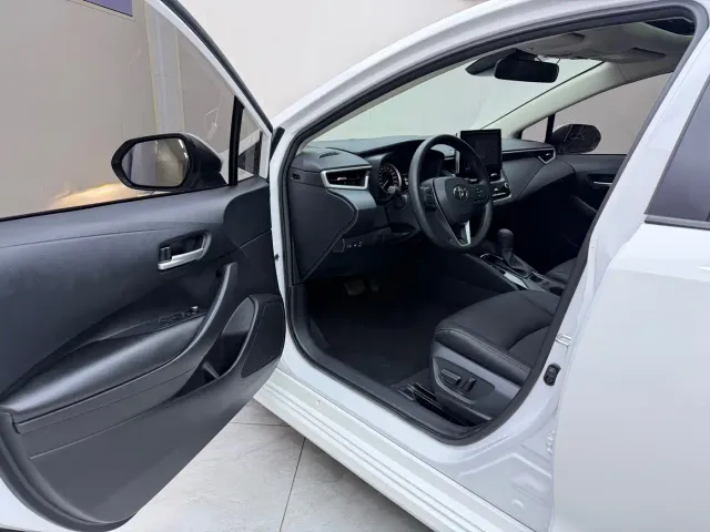 Toyota Corolla — Фото автомобиля 7