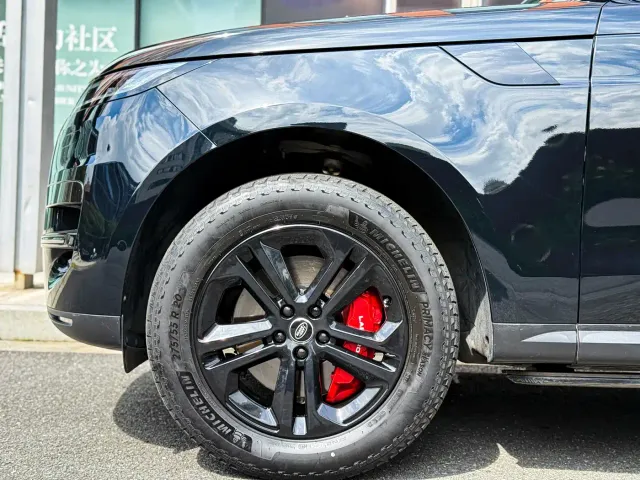 Land Rover Range Rover Sport — Фото автомобиля 4