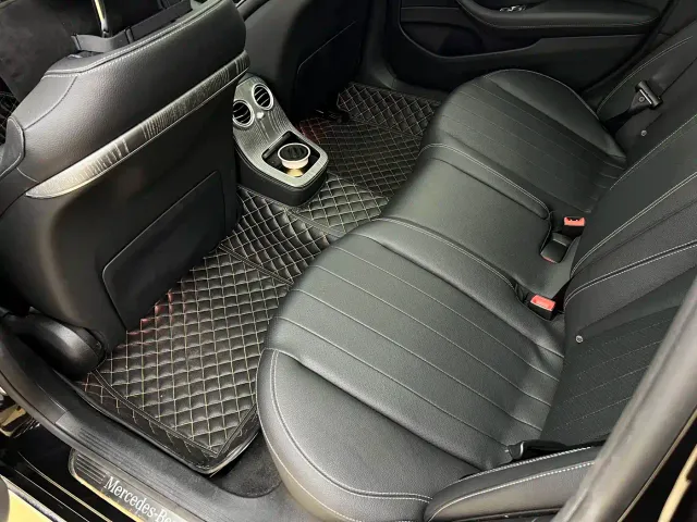 Mercedes-Benz E-Class — Фото автомобиля 13