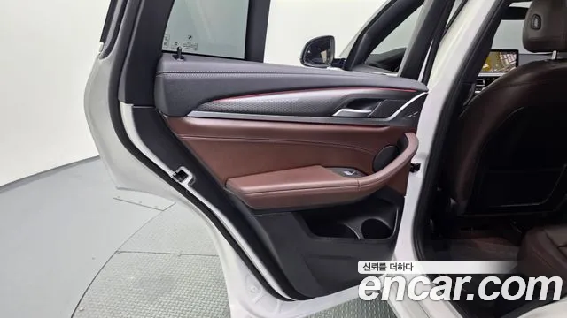 BMW X4 xDrive20d M Sport — Фото автомобиля 22