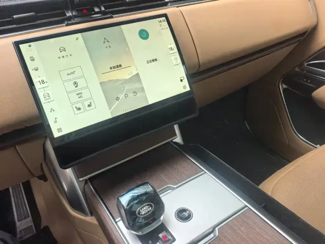 Land Rover Range Rover — Фото автомобиля 4