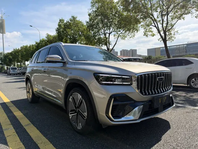 Geely Xingyue L — Фото автомобиля 3