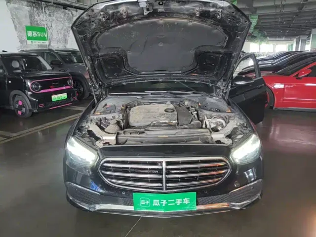 Mercedes-Benz E-Class — Фото автомобиля 22