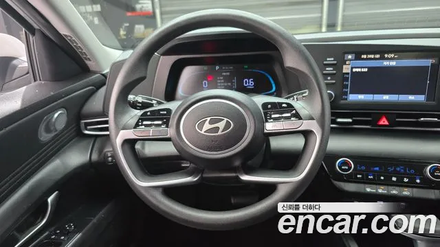 Hyundai AVANTE Новый Avante (CN7) — Фото автомобиля 13