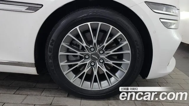 Genesis G80 RG3 — Фото автомобиля 6