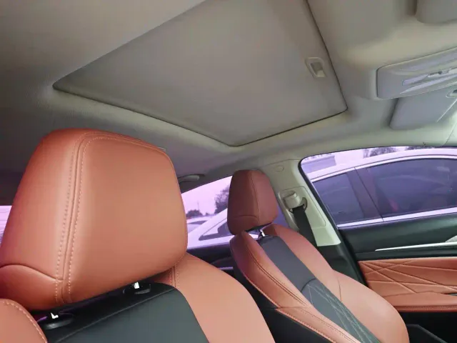 Changan Eado — Фото автомобиля 16
